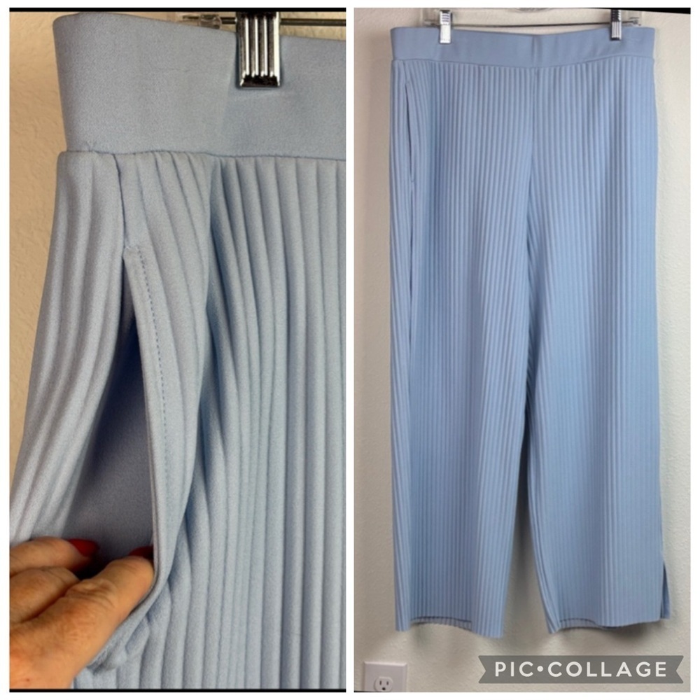 Marc New York light blue ribbed poly knit wide leg pull on trouser pants Large